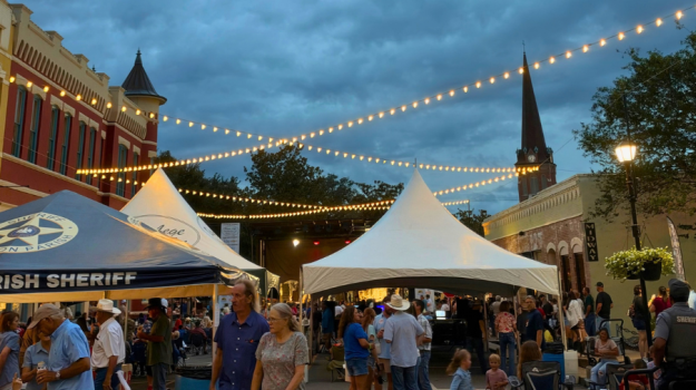 Downtown view of the cattle festival